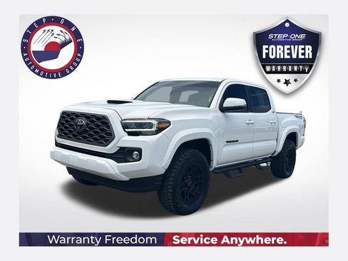 Used 2022 Toyota Tacoma TRD Sport w/ TRD Premium Sport Package AWD/4WD image 1