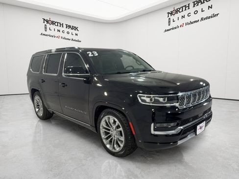 Used 2023 Jeep Grand Wagoneer Series II AWD/4WD image 7