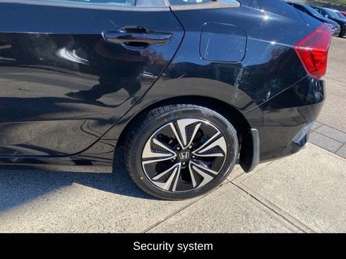 Used 2018 Honda Civic EX-L image 10