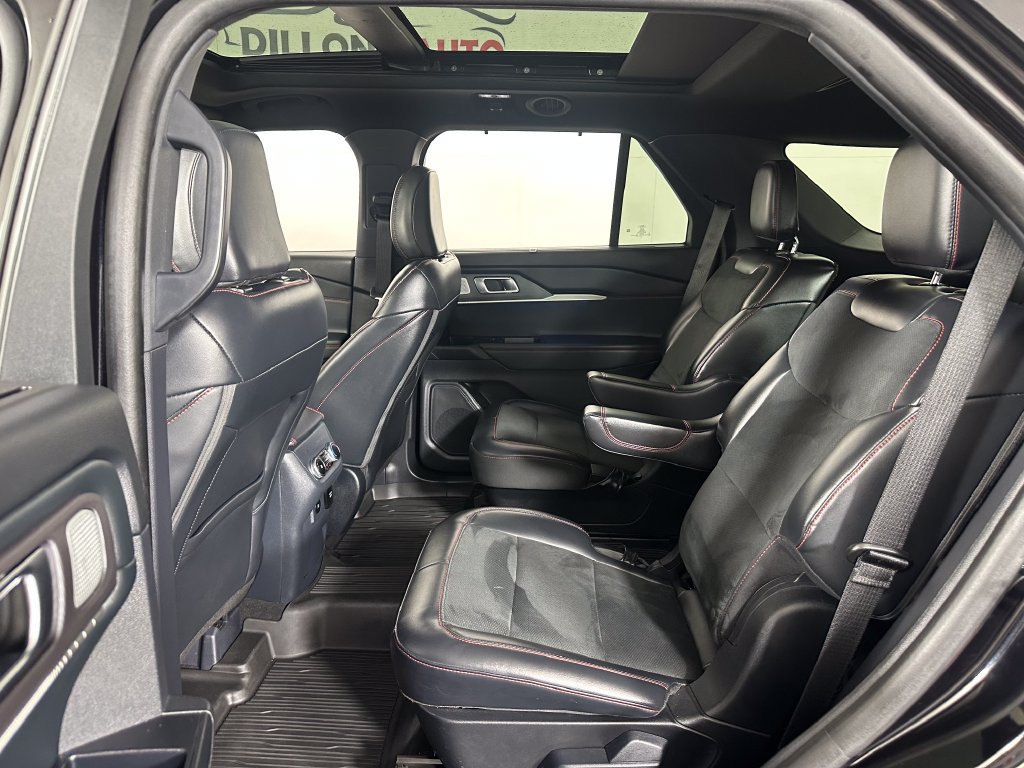 Used 2025 Ford Explorer ST AWD/4WD image 24