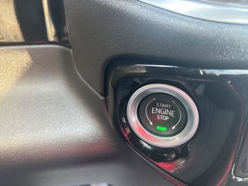 Used 2022 Chevrolet Silverado 1500 High Country w/ High Country Premium Package image 15