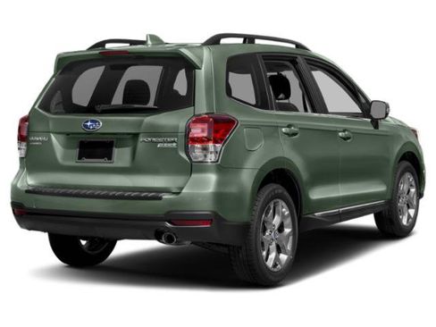 Used 2018 Subaru Forester 2.5i Touring AWD/4WD image 2