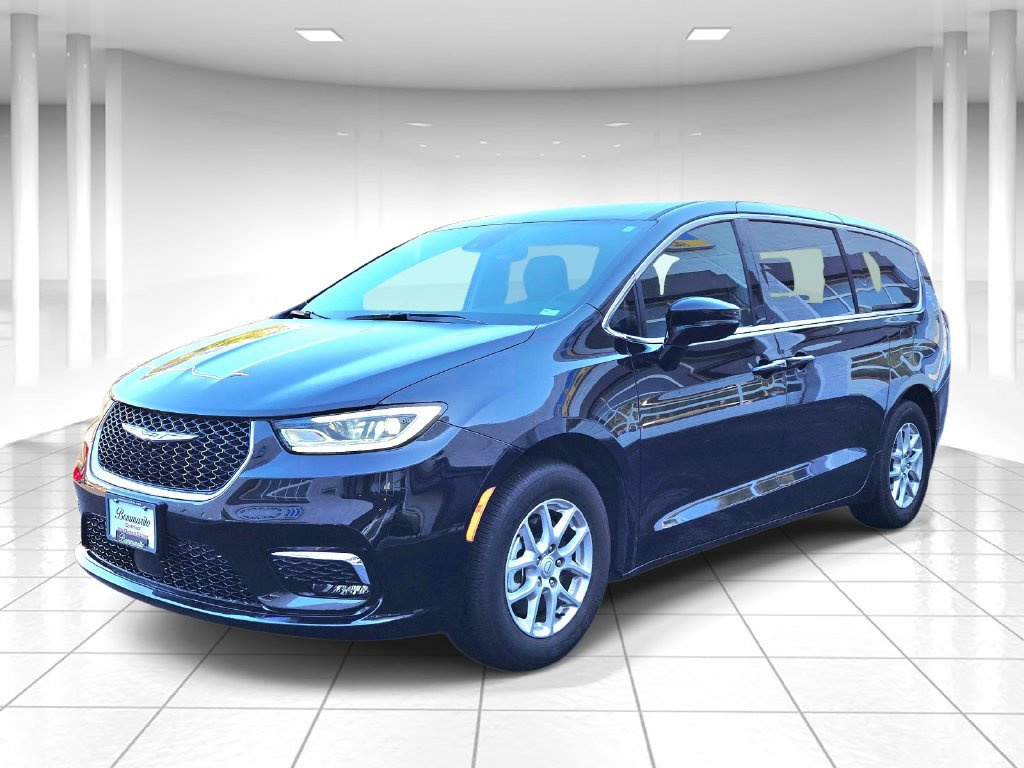 Certified 2025 Chrysler Pacifica Select FWD image 7