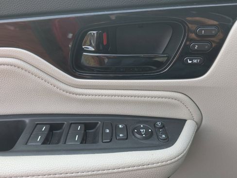 Used 2025 Honda Odyssey Elite image 11
