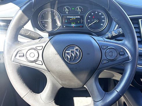 Used 2019 Buick Enclave Essence AWD/4WD image 13