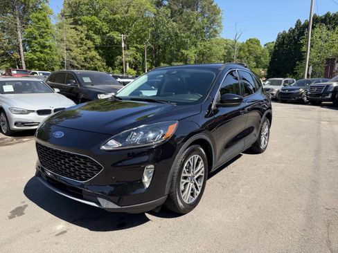 Used 2022 Ford Escape SEL w/ Technology Package image 1