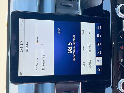 Used 2022 Ford Explorer Platinum w/ Equipment Group 601A image 15