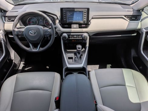 Used 2021 Toyota RAV4 XLE Premium FWD image 13