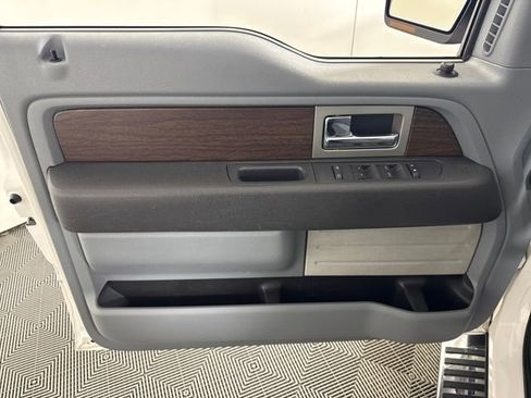 Used 2013 Ford F150 Lariat w/ Lariat Chrome Pkg image 18