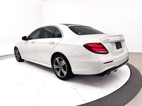 Used 2019 Mercedes-Benz E 300 image 18