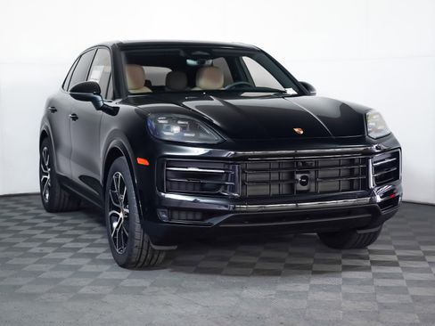 New 2026 Porsche Cayenne image 8