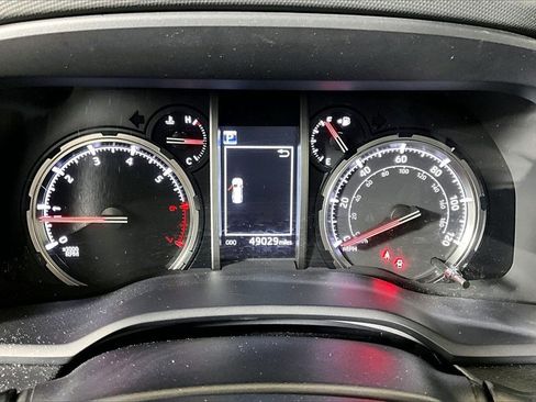 Used 2024 Toyota 4Runner TRD Off-Road Premium image 16