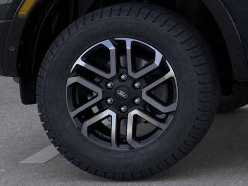 New 2025 Ford Ranger Lariat w/ FX4 Off-Road Package image 19