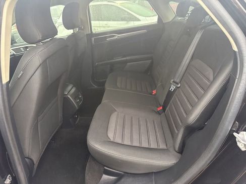 Used 2019 Ford Fusion SE image 51