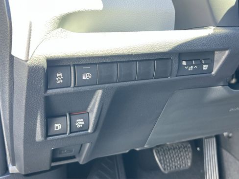 New 2026 Toyota Sienna XLE FWD image 23