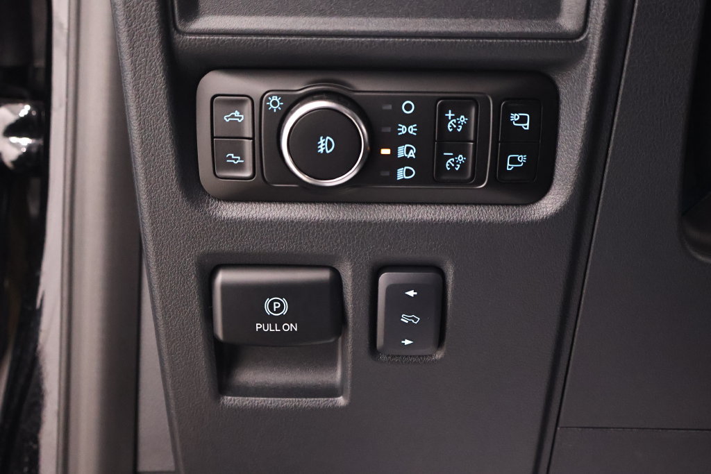 Used 2026 Ford F150 Raptor AWD/4WD image 23