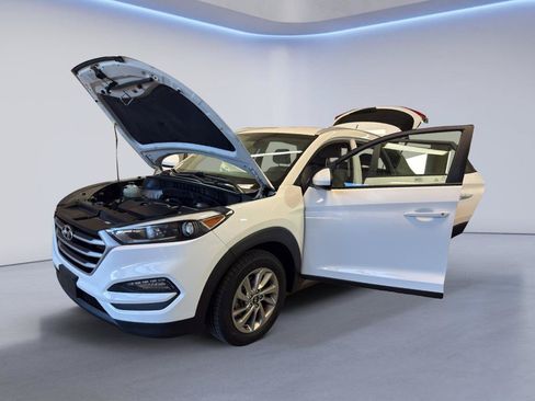 Used 2017 Hyundai Tucson SE w/ SE Popular Package 02 FWD image 11