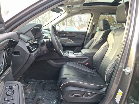 Used 2024 Acura MDX SH-AWD w/ Advance Package image 13
