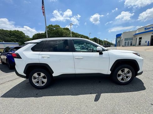 Used 2025 Toyota RAV4 XLE AWD/4WD image 7