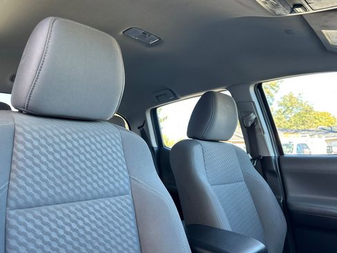 Used 2021 Toyota Tacoma SR image 17