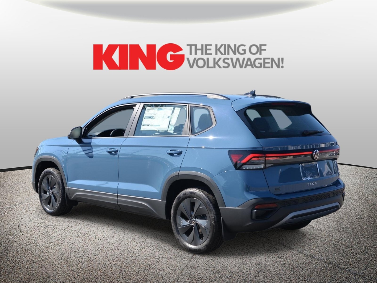 New 2027 Volkswagen Jetta SE FWD image 5