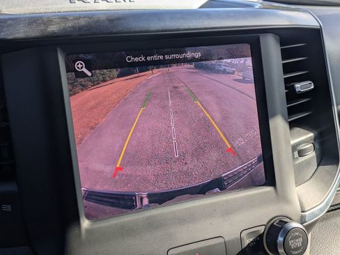 Used 2019 RAM 1500 Big Horn image 24