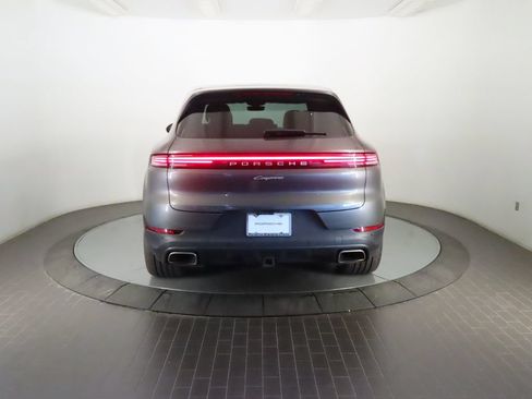 Certified 2025 Porsche Cayenne E-Hybrid AWD/4WD image 6