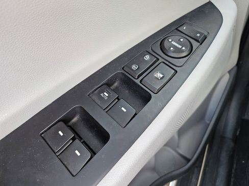 Used 2018 Hyundai Tucson Value AWD/4WD image 15