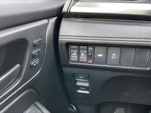 Used 2026 Honda Odyssey EX-L image 31