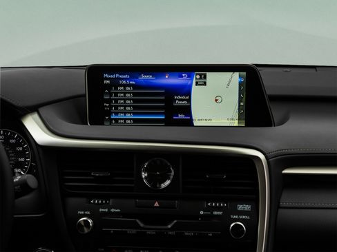 Used 2018 Lexus RX 450h AWD w/ Premium Package image 18