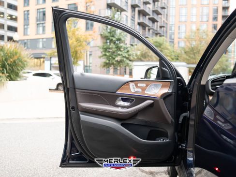 Used 2021 Mercedes-Benz GLE 350 350 4MATIC w/ Premium Package image 38