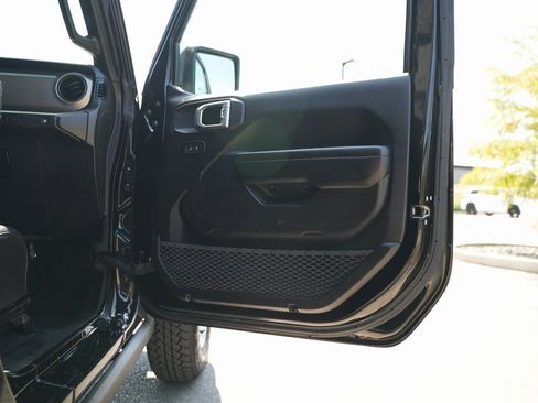 Used 2021 Jeep Wrangler Unlimited Sport image 36