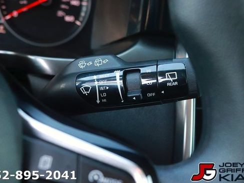 Certified 2023 Kia Sorento LX AWD/4WD image 25