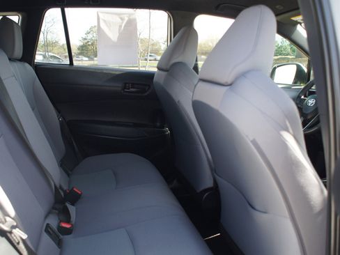 Used 2024 Toyota Corolla Cross SE image 20