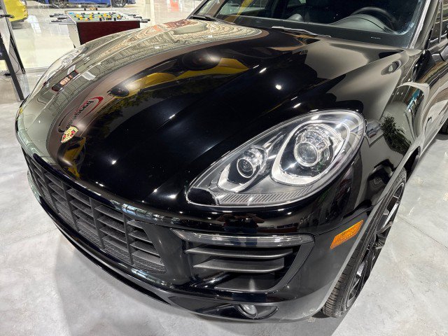 Used 2018 Porsche Macan AWD/4WD image 15