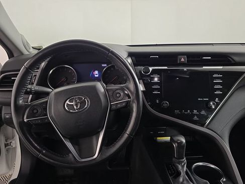 Used 2020 Toyota Camry XSE w/ Navigation Package AWD/4WD image 12
