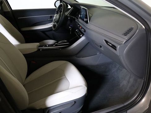 Used 2022 Hyundai Sonata SE FWD image 31
