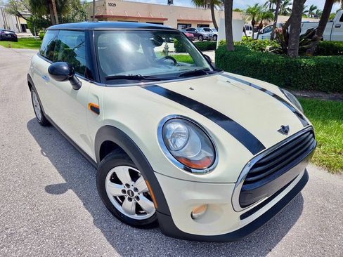 Used 2016 MINI Cooper 2-Door Hardtop FWD image 2