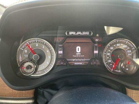 Used 2022 RAM 1500 Limited w/ Body Color Bumper Group image 2