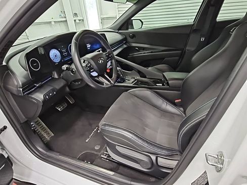 Used 2022 Hyundai Elantra N image 10