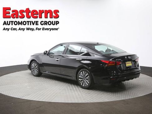 Used 2024 Nissan Altima 2.5 SV image 64