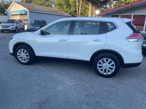 Used 2014 Nissan Rogue S FWD image 7