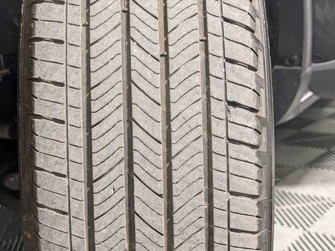 Certified 2025 Ford Escape ST-Line FWD image 27