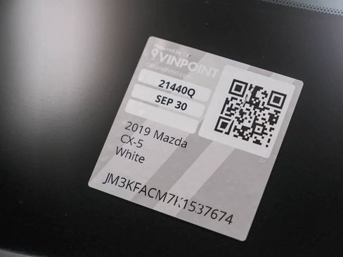 Used 2019 MAZDA CX-5 Touring image 29