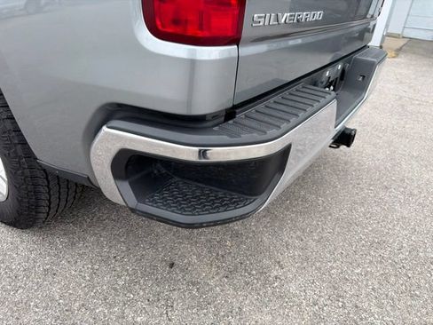 Used 2023 Chevrolet Silverado 1500 LT AWD/4WD image 33