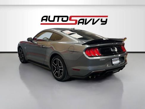 Used 2022 Ford Mustang GT Premium image 5