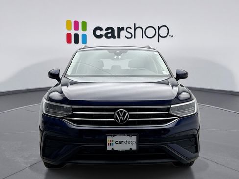 Used 2023 Volkswagen Tiguan SE w/ Panoramic Sunroof Package image 8