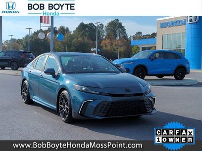 Used 2025 Toyota Camry SE