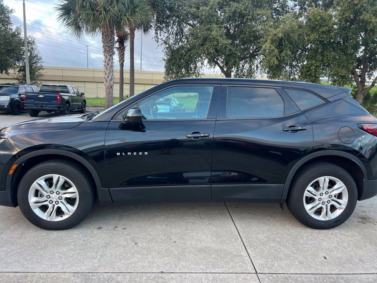 Used 2019 Chevrolet Blazer LT AWD/4WD image 2