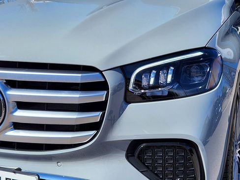 Certified 2026 Mercedes-Benz GLS 450 4MATIC image 8